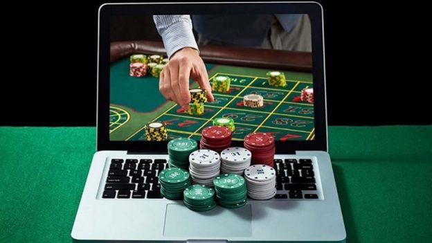 On line Online casino v .. Land-Based Online casino: Advantages and drawbacks